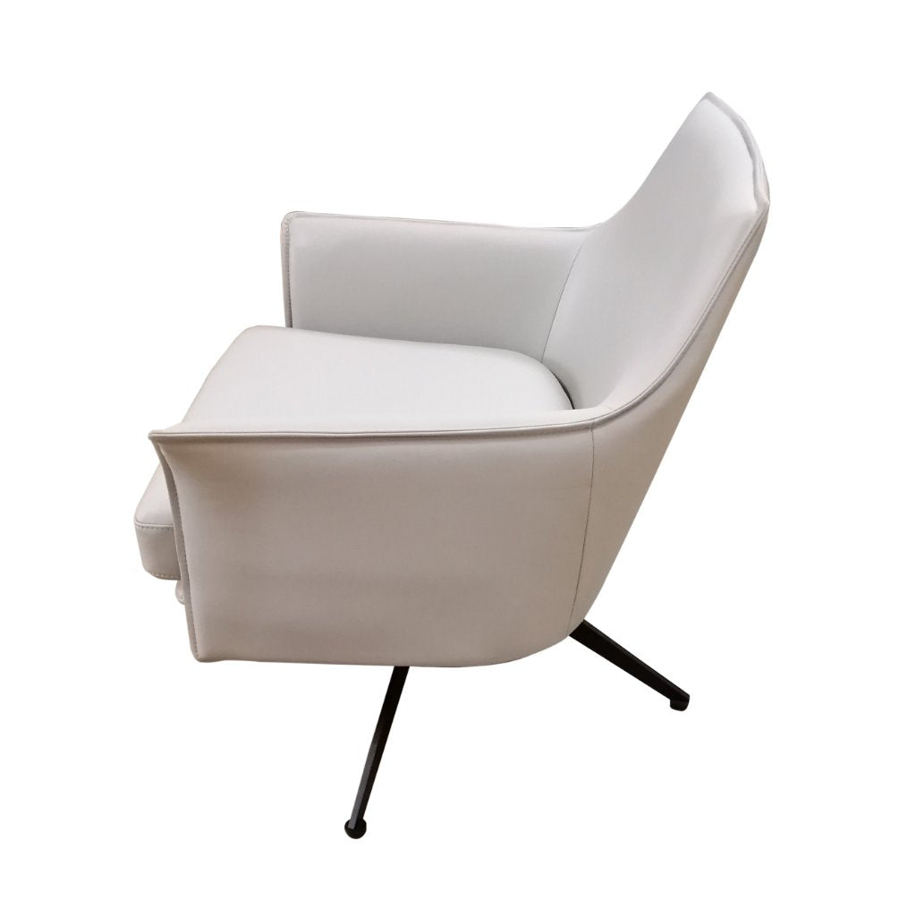 Baril Leather Swivel Arm Chair Wheat